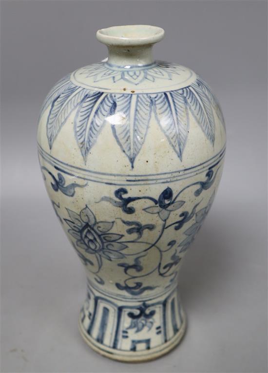 A Chinese Ming style blue and white meiping, height 26cm